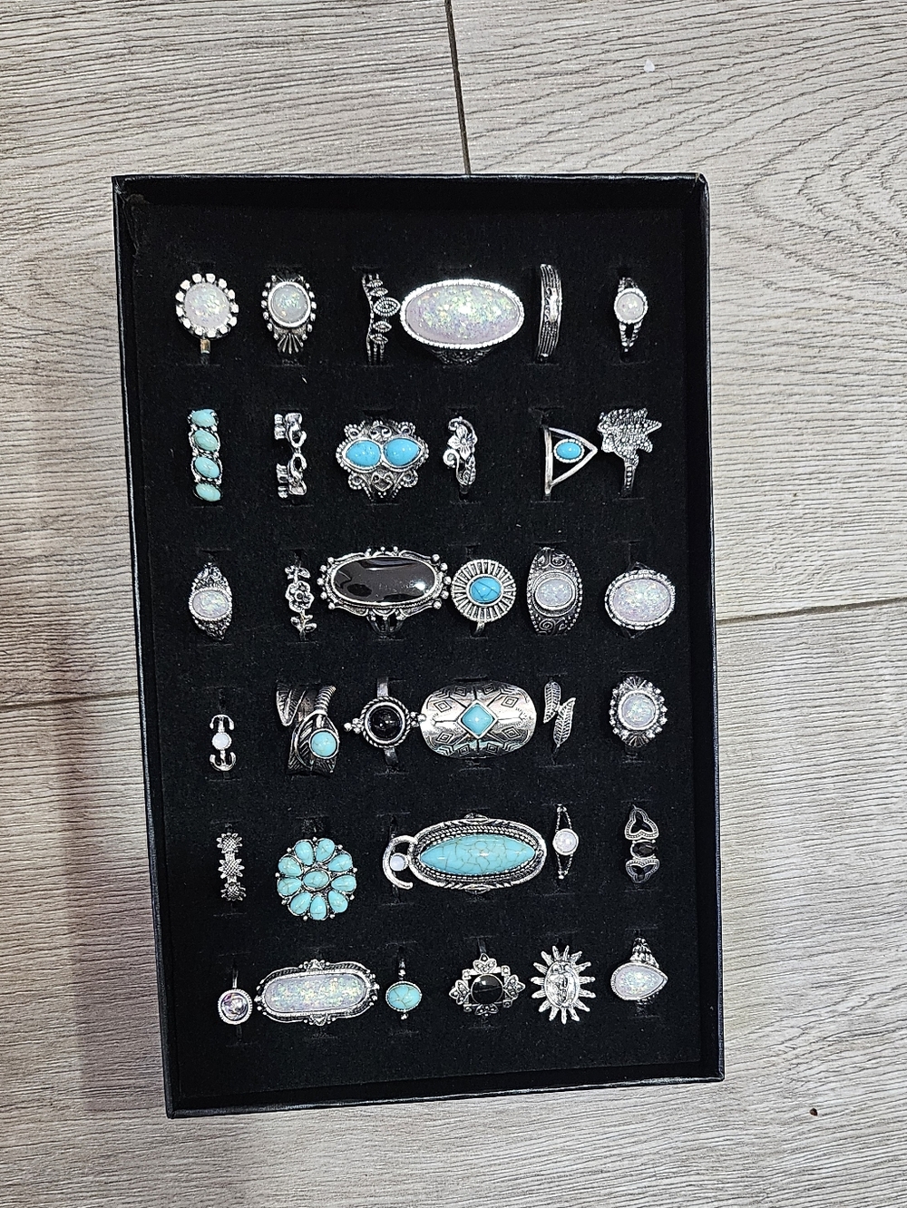 36 Pcs Cocktail Rings - Picture 5 of 7